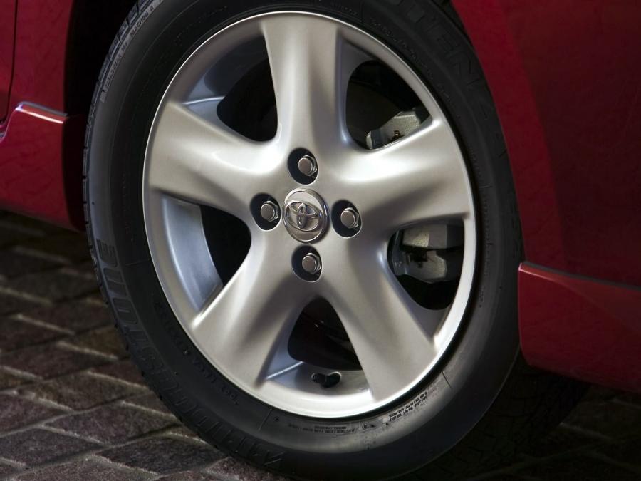  Toyota Yaris Sedan S 2007 года  (фото 2 из 14)